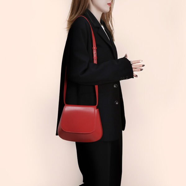 Retro Saddle Crossbody Retro Saddle Crossbody