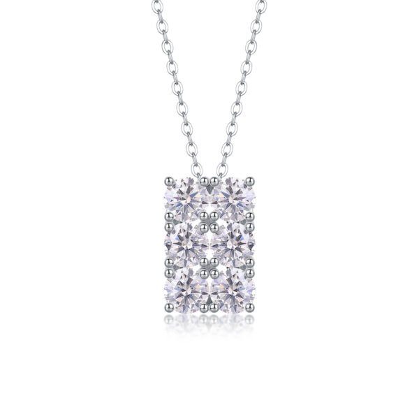 Round Moissanite Pendant Round Moissanite Pendant