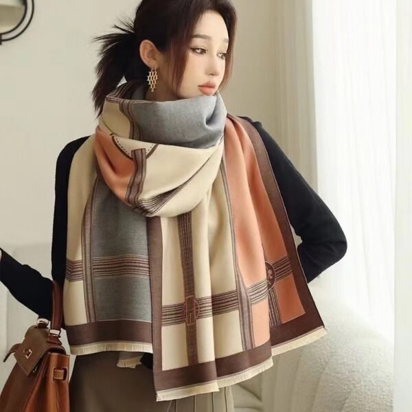 Contrast Color Artificial Cashmere Scarf Contrast Color Artificial Cashmere Scarf